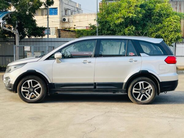 HEXA	2017	XT 4*4	D	1	SILVER	57000	12.5	TN23CE8876 - Image 5