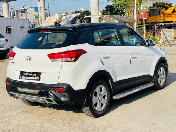 CRETA	2018	E+	P	2	WHITE	35000	9.40	TN02BM3081 - Image 8