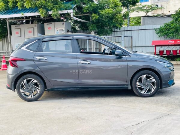 I20	2021	ASTA-O-AT	P	1	GREY	37000	8.95	TN02BT6843 - Image 9